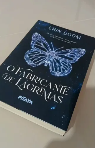 Livro "Fabricante de Lágrimas"