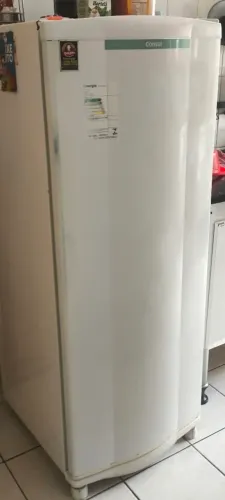 Refrigerador consul CRA30FBANA20 261litros com Degelo seco