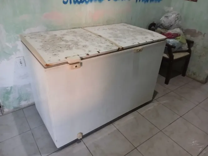 Refrigerador com defeito