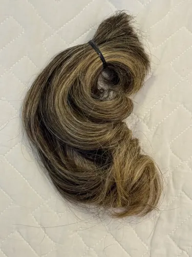 Cabelo loiro escuro 