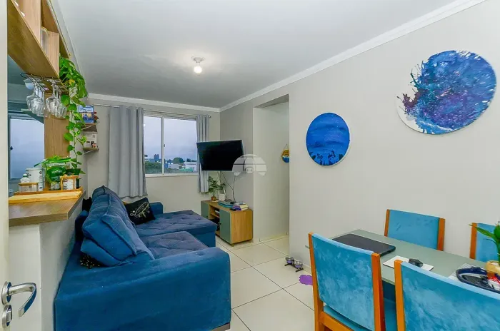 Apartamento com 1 Suíte e 1 Vaga de Garagem no Pinheirinho