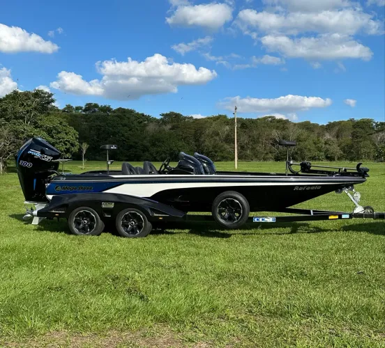 Bass Boat - ZERADO - Mega Bass + Motor Mercury 300 V8 + Carreta Odne Trucada - 2024
