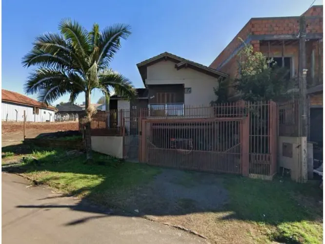 Casa em Leilão - Operária - Carazinho - RS