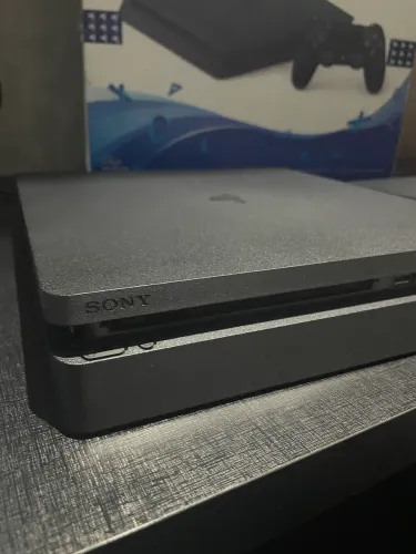 PS4 Slim 1TB MUITO NOVO + Caixa Original + Jogos