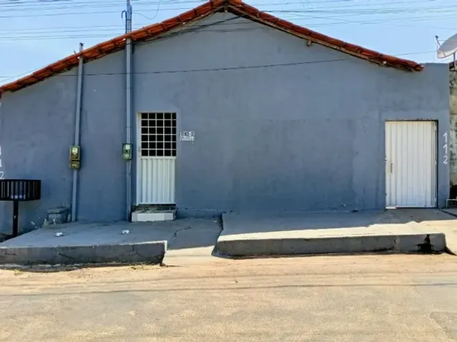 vendo  condominio com 5 casas para aluguel. casas prontas forradas em gesso.terreno amplo