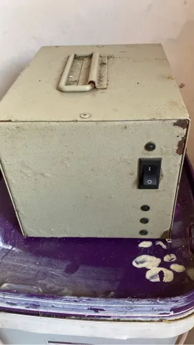 Vendo estabilizador Audiofix potência:1050W; entrada: 220V; saída:110V