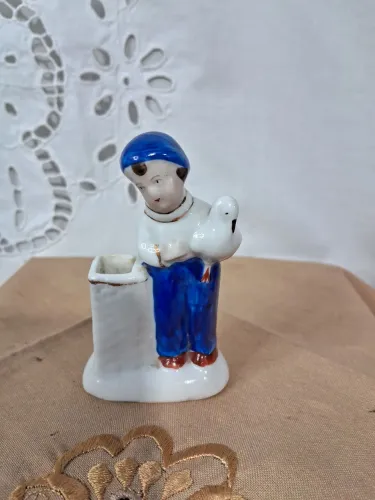 Bibelô Paliteiro em Porcelana - Cena Campestre