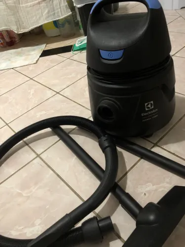 Aspirador água e pó 