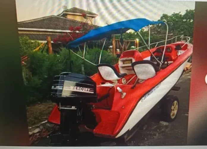 Vendo Lancha 19" , motor mercury 50 hp.