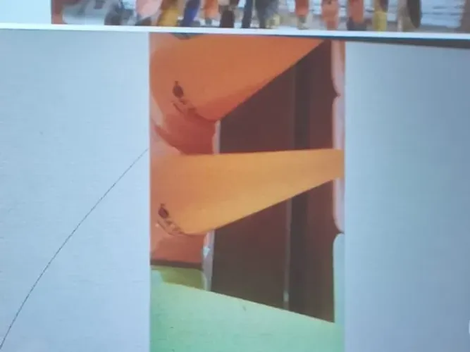 Cone de academia tenho 9  em perfeito estado