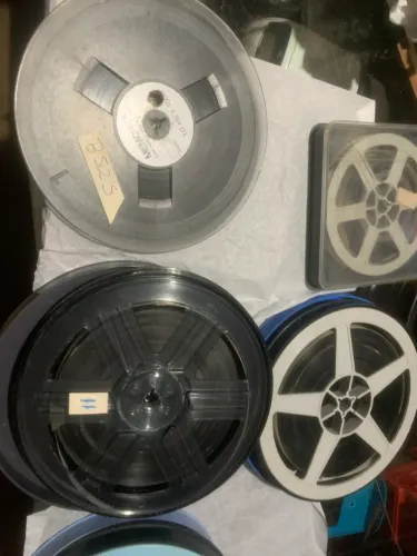 7 rolos de filme Super 8, popular para cinema amador e doméstico
