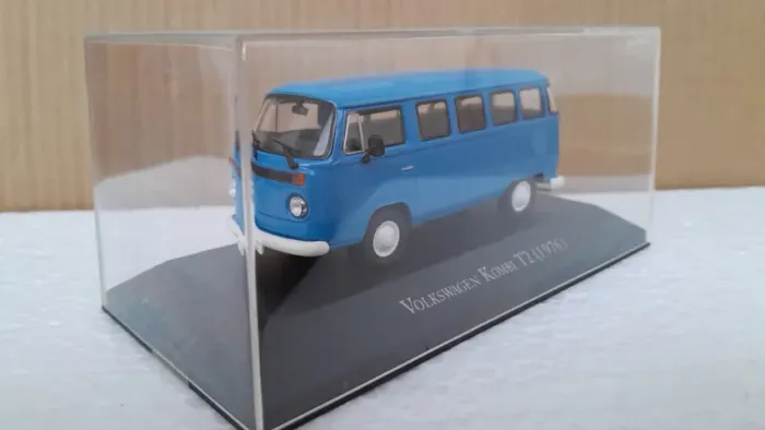 Miniatura Carro Volkswagen Kombi T2 (1976)