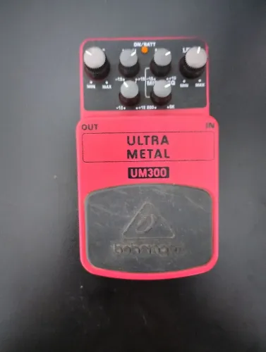 Behringer Ultra Metal UM300
