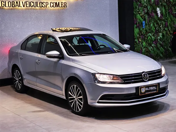 Volkswagen Jetta Comfortline 2.0 T.flex 8V 4P Tipt. 2015