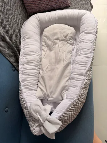 Ninho redutor de berço