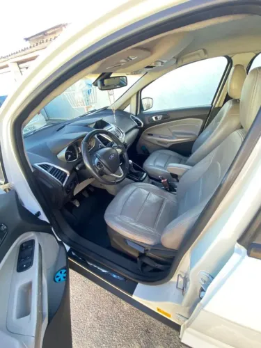 Ford Ecosport Titanium 1.6 16V Flex 5P 2014