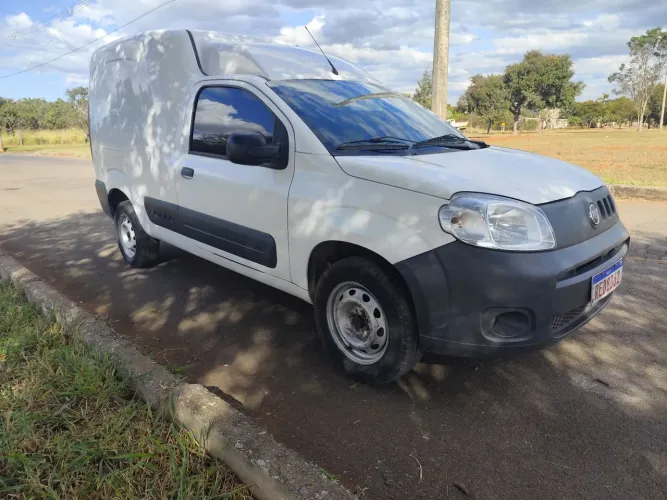 Fiat Fiorino Furgão Work. Hard 1.4 Flex 8V 2P 2020