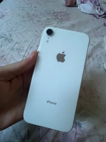 iPhone XR 64 GB