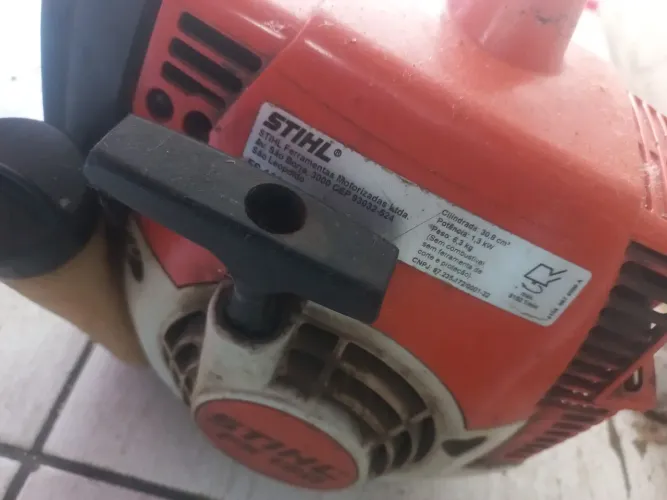 Vendo Roçadeira stihil f120