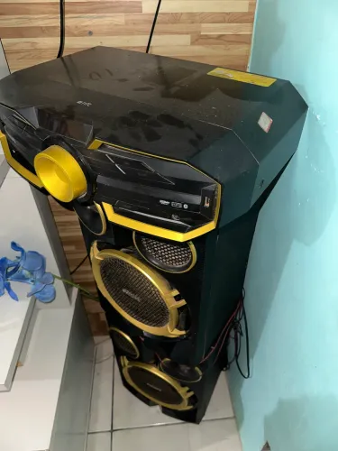 Som Philips FX50 1.200w