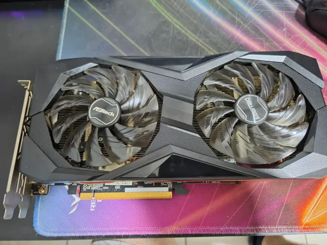 Rx 7600 8gb asrock oc