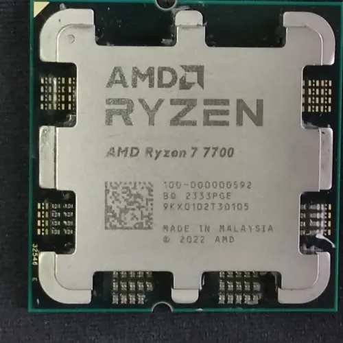 Processador Ryzen 7 7700 AM5 (usado , sem cooler)