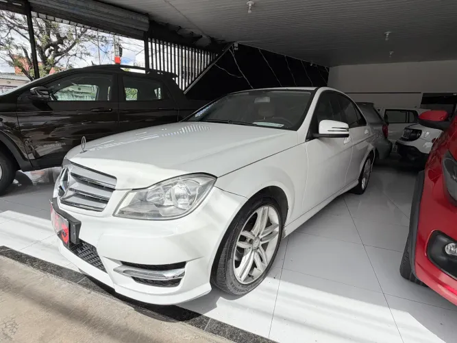 Mercedes-Benz C-180 CGI Sport 1.6 TB 16V 156cv Aut. 2013
