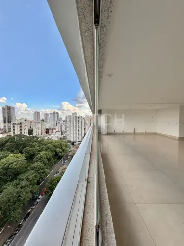 Apartamento à venda no Reserva Parque Areião com 3 suítes, 3 vagas de garagem e 244 m² no 