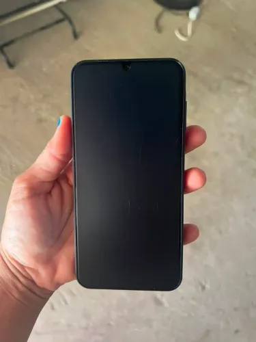 Vende-se Samsung galaxy A15 seminovo apenas 1 ano e meio de uso