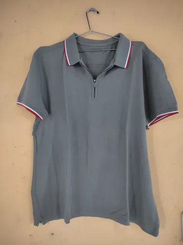 Camisa pólo cinza