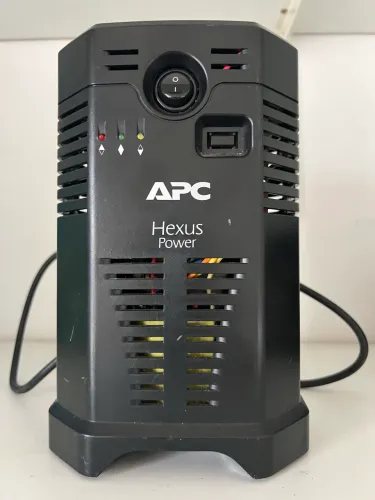 Estabilizador e Protetor Eletrônico APC Hexus Power 500VA
