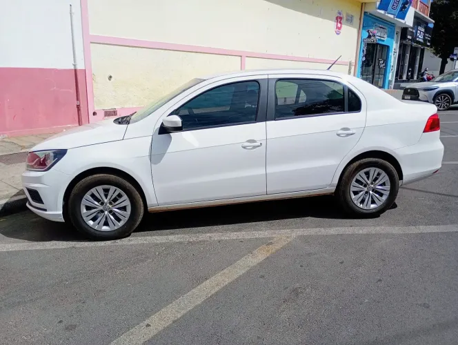 Volkswagen Voyage 1.6 MSI Flex 8V 4P 2022