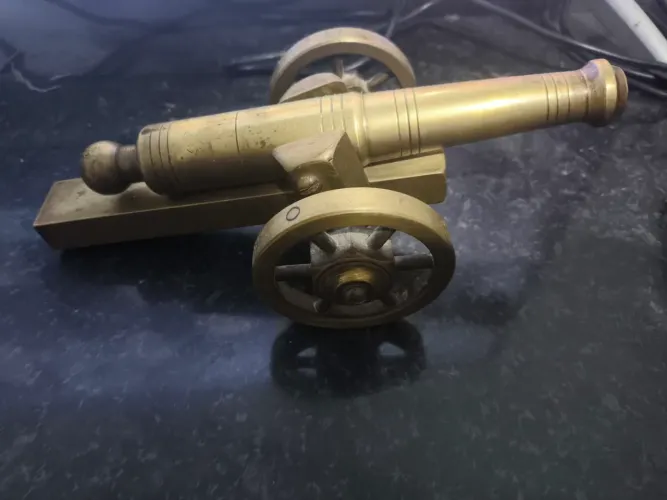 Canhão de bronze