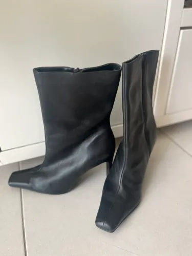 Botas couro 