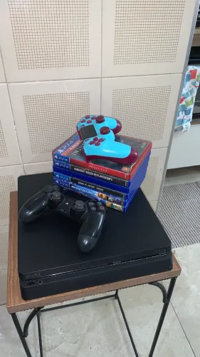 PS4 + GTA V + Minecraft + 2 controles sem drift! Conservado 