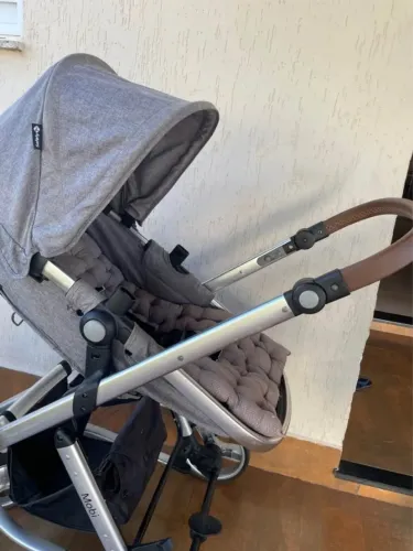 Carrinho Safety 1st Mobi + Bebê Conforto - Ótimo Estado
