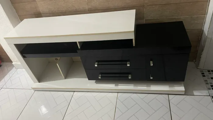 Rack para TV em ótimo estado