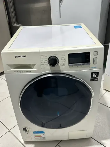 Lava e seca Samsung