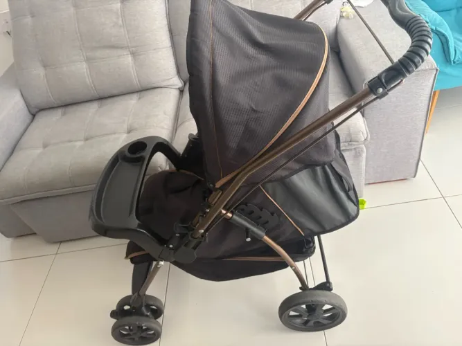 Carrinho de Bebê Galzerano Milano Reversível III seminovo