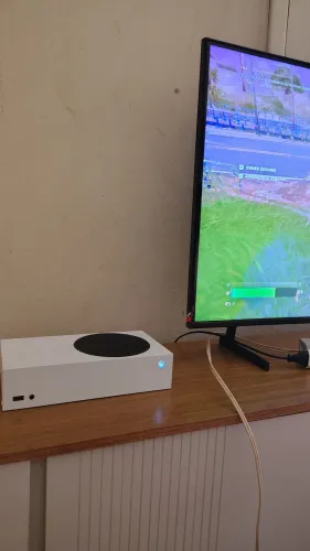 Xbox series s em perfeito estado, pronto pra jogatina!