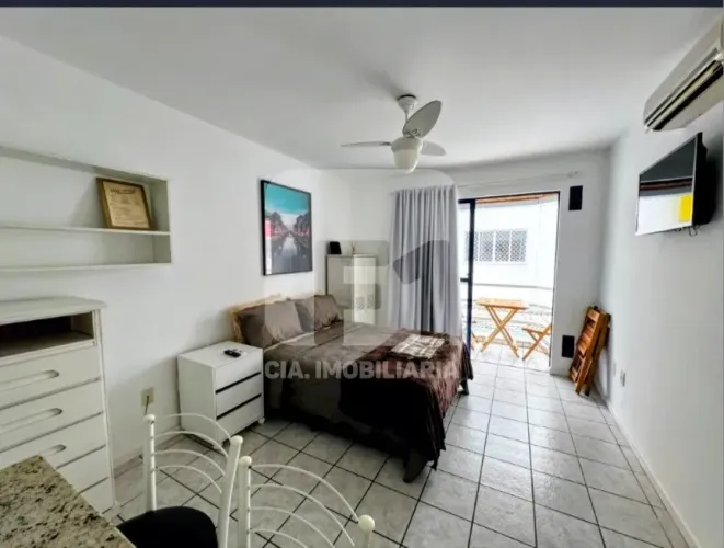 Studio mobiliado à 500m da praia em Canasvieiras