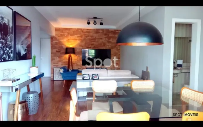 Prédio bem localizado próximo ao comércio do bairro! Lazer completo.
