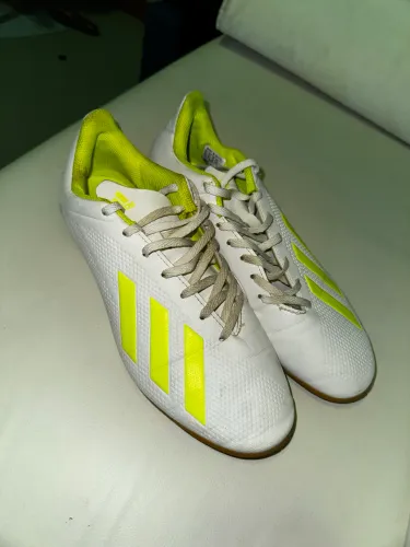 Chuteira adidas original
