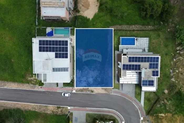 Terreno no condominio Quinta do Lago no Monte Castelo, Tubarão!
