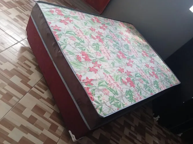 Cama box casal nova 7 cm de espuma valor 380 nova no plástico entrega grátis ?