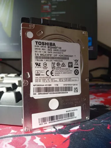 HD TOSHIBA 1TB **100% SAUDÁVEL** --> VENDO OU TROCO
