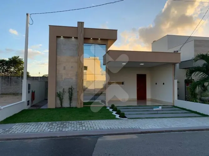 Casa à Venda no Condomínio Fechado Ecoville 1 - Coophab, com 3 quartos por R$ 660.000,00