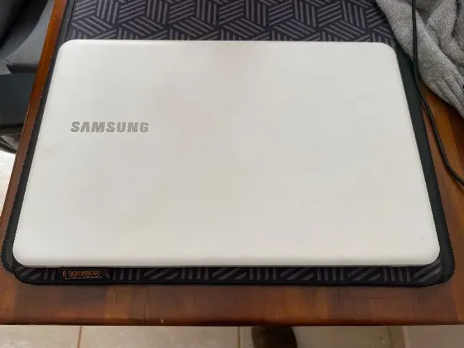 NOTEBOOK SAMSUNG - BRANCO 