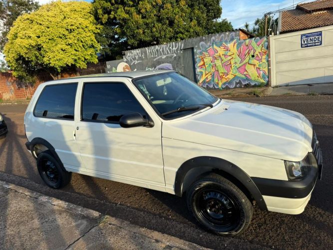 Imagem de Fiat Uno Mille 1.0 Fire/ F.flex/ Economy 2P 2013
