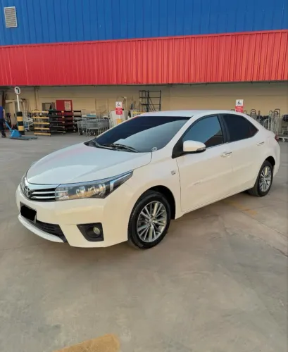 Toyota Corolla Altis 2.0 Flex 16V Aut. 2015